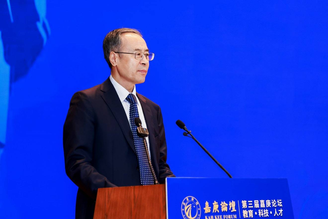 萬立駿出席第三屆嘉庚論壇等活動并在廈門調(diào)研
